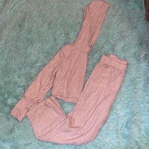 Girls 2 piece slightly Cropped lounge set